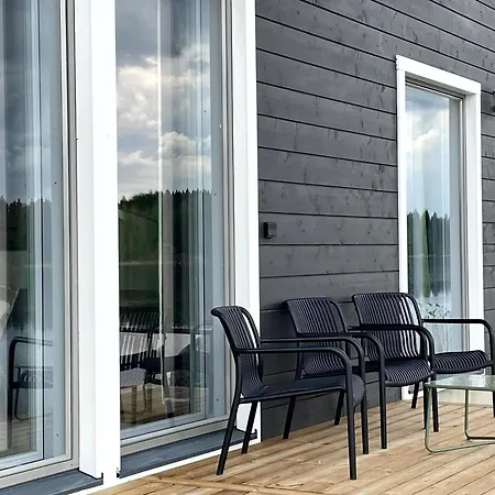 빌라 Laengelmae Eräslahti